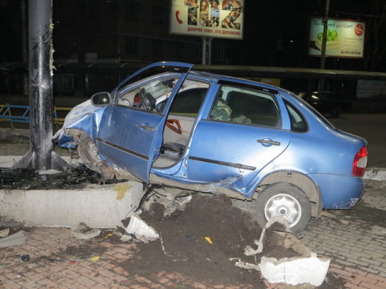 За сутки в ДТП погибло 14 человек