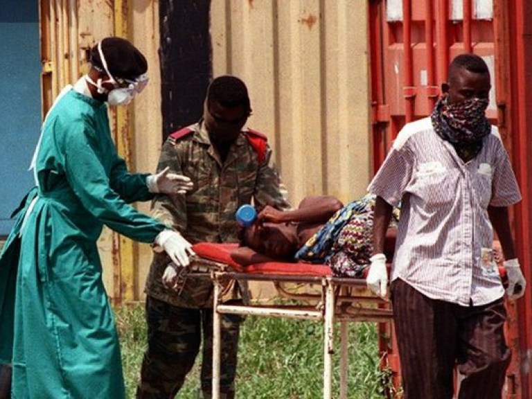 В Западной Африке от вируса Эболы умерли уже 10179 человек — ВОЗ