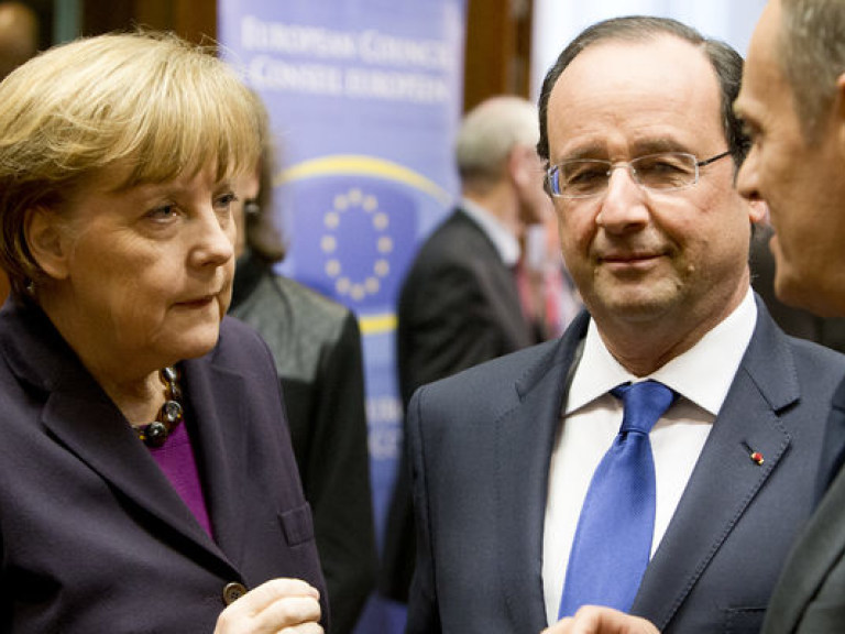 Туск, Меркель и Олланд решили продлить санкции в отношении РФ