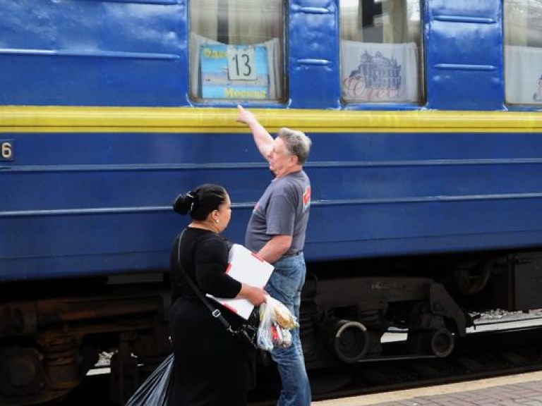 С начала апреля цена билета на поезд в Одессу «взлетит» до 338 гривен, во Львов – до 318 гривен