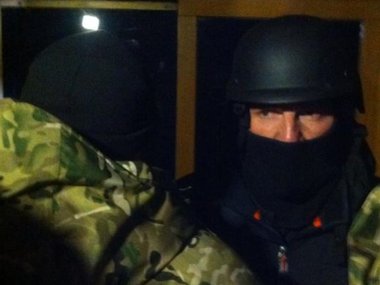 Представитель ВСУ: Вооруженные люди у здания «Укрнафты» &#8212; бойцы батальона Луганск-1 (ВИДЕО)
