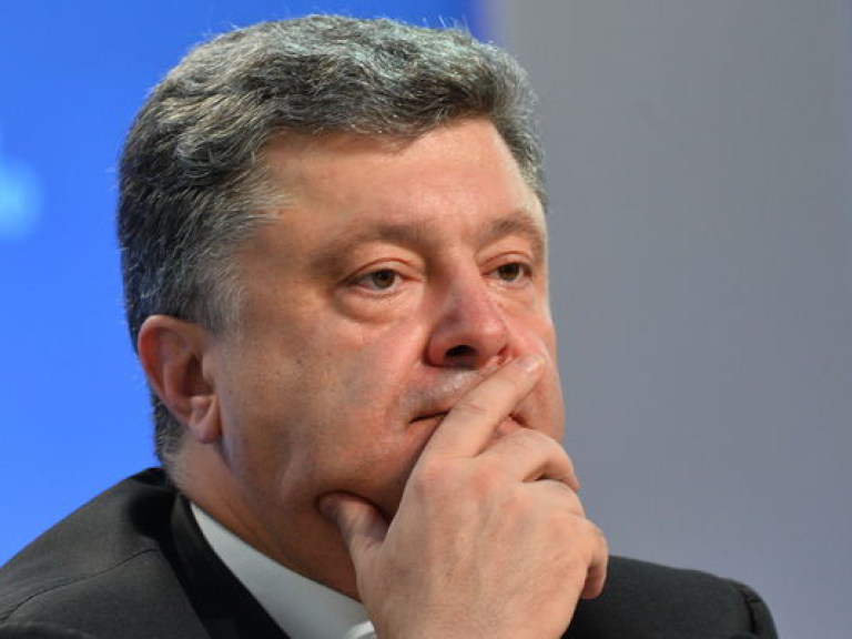 Порошенко пообещал переподчинить «карманные» войска губернаторов