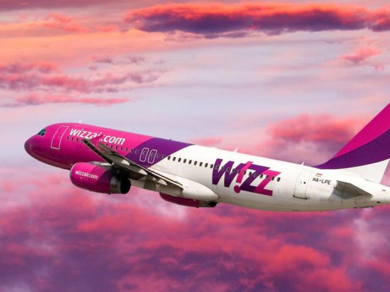 Украинские туроператоры опасаются, что Wizz Air не сможет в полном объеме вернуть деньги за проданные билеты