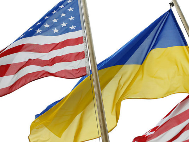 Американский политолог: визит членов Конгресса США в Киев – банальная игра на публику