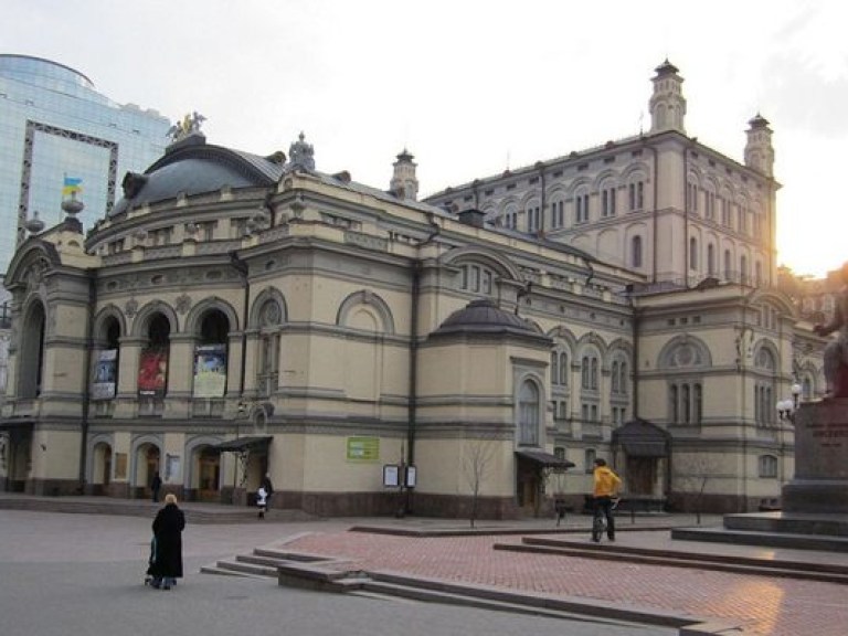 Киевлянин добился ограничения парковки автомобилей в центре столицы (ФОТО)