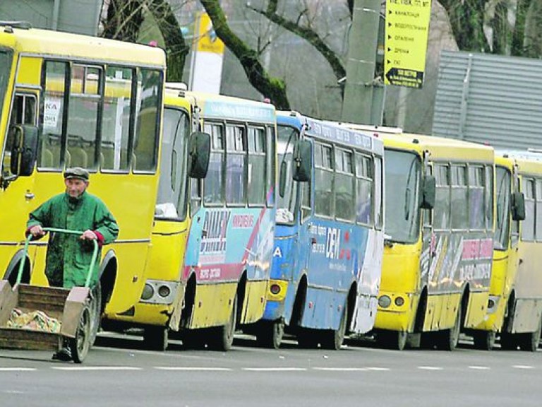 В АМКУ потребовали обоснования новых цен на проезд в маршрутках