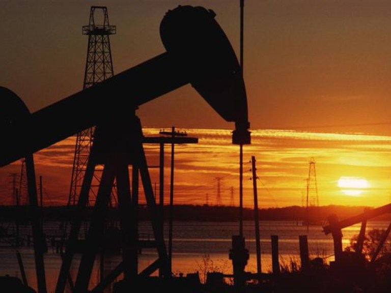 Цена на нефть Brent выросла до 55,75 доллара