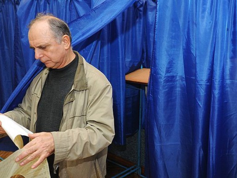 Вероятность проведения местных выборов на Донбассе составляет 40% &#8212; политолог