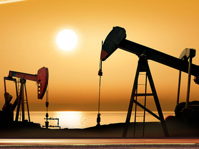 Цена на нефть марки Brent поднялась выше 59 долларов за баррель
