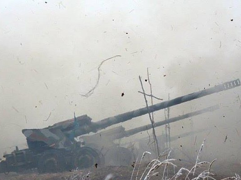 Вечером 14 апреля позиции ВСУ на Донбассе обстреляли 23 раза — штаб АТО