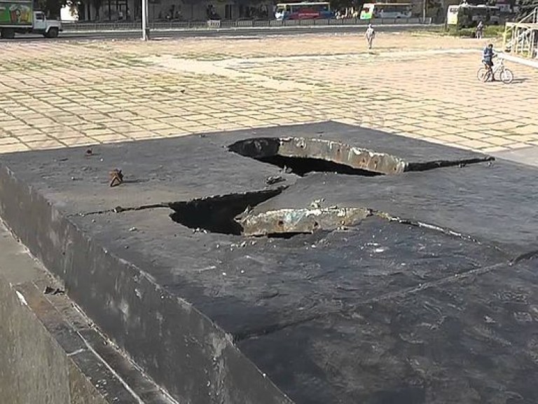 В Краматорске памятник Ленину снесли незаконно – Донецкая ОГА