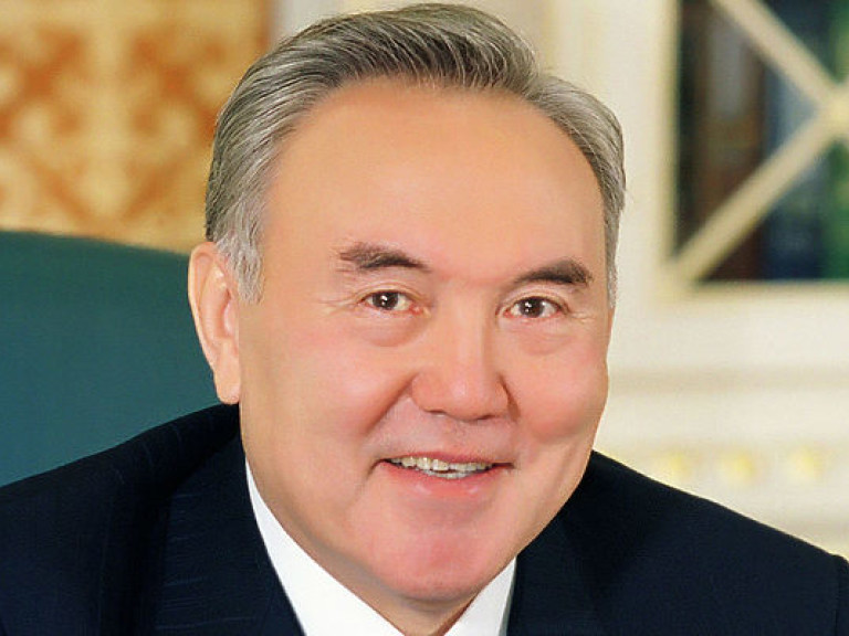 За Назарбаева на выборах президента Казахстана проголосовали 97,7% избирателей