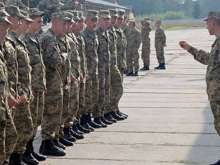 Эксперты: Тренировка украинской армии военными США — попытка «утешить» Украину