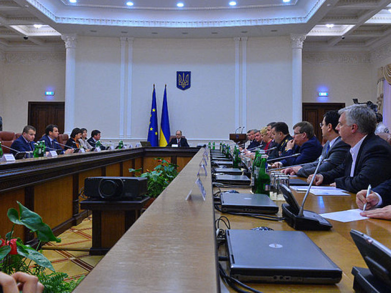 Эксперт: долги по заработной плате в Украине растут из-за управленческой несостоятельности Кабмина