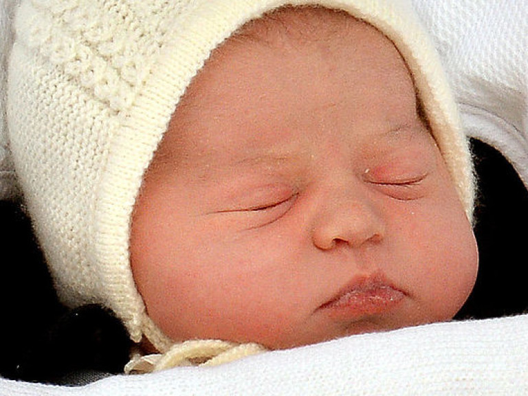 Благодаря новому законодательству новорожденная Кембриджская принцесса имеет все шансы стать королевой