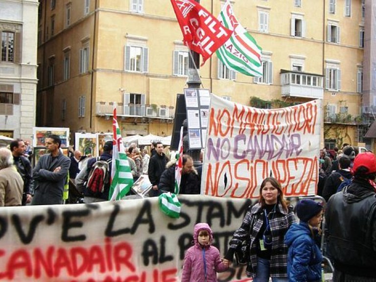 В Италии проходит всеобщая забастовка против правительственной реформы образования