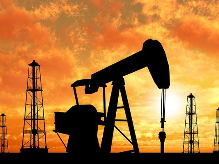 Нефть Brent торгуется ниже 66 долларов за баррель