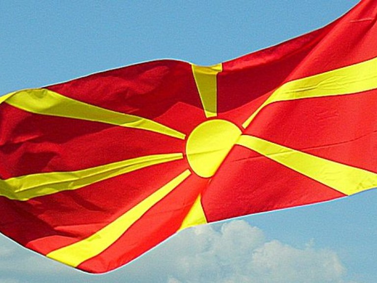 В Македонии главы МВД, спецслужбы и минтранса ушли в отставку после перестрелки, в которой погибли 22 человека