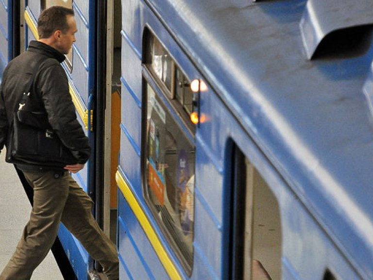 Киевсовет закупит проездные на метро для бойцов АТО