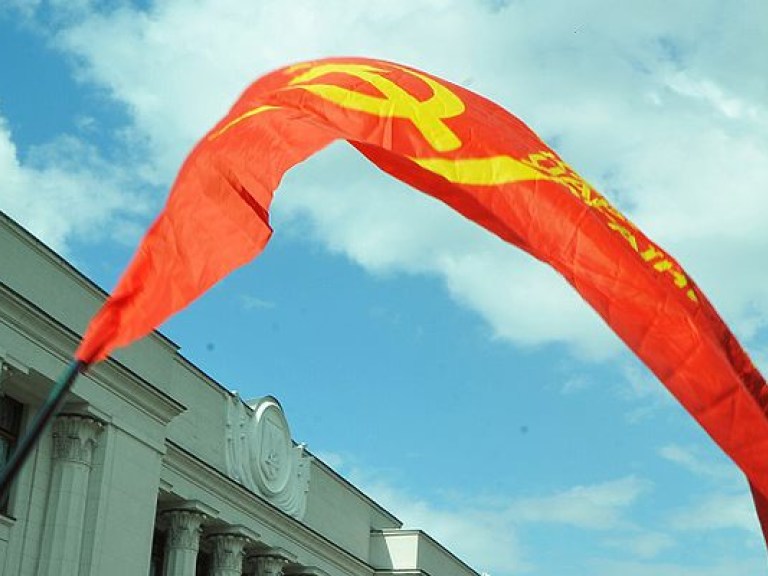 Депутат Киевсовета рассказал, где в Киеве хотят демонтировать коммунистическую символику