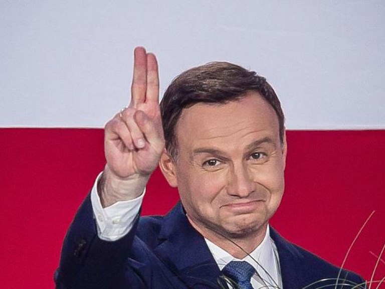 Дуда официально избран новым президентом Польши