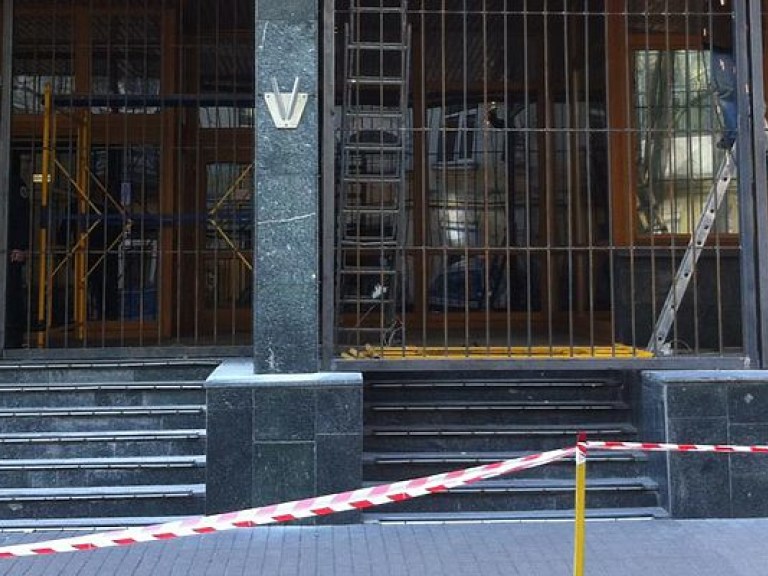 Здание «Укрнафты» заняли бойцы Коломойского &#8212; СМИ