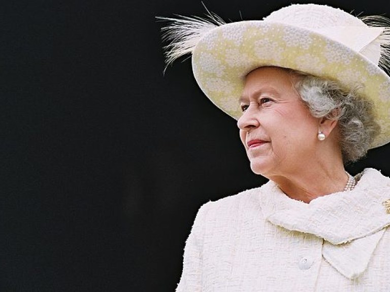 Елизавета II: Референдум о выходе Великобритании из Евросоюза состоится до конца 2017 года