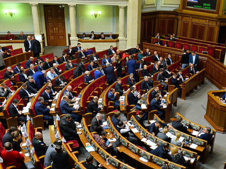 Депутаты требуют включить в состав трехсторонней контактной группы по Донбассу все фракции и парламентские группы