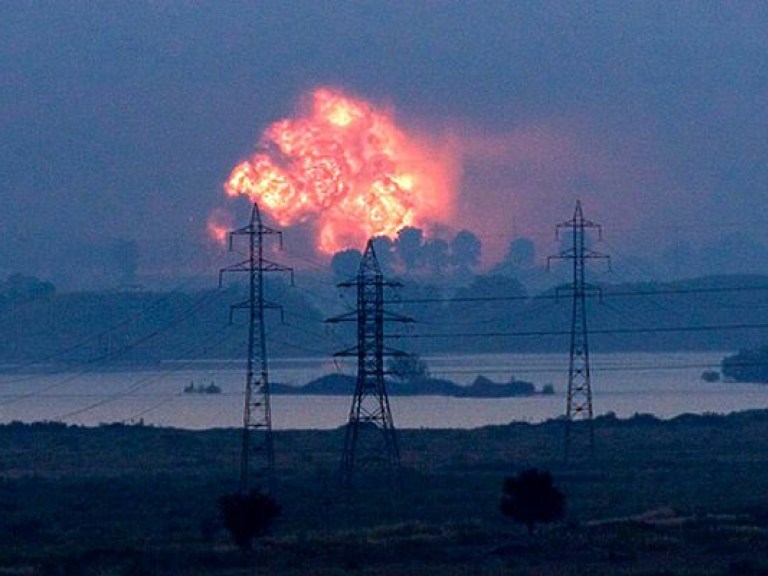 В Болгарии в результате взрыва на военном заводе погиб человек