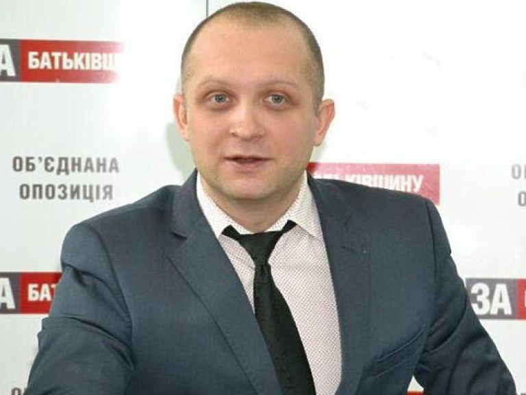 Нардеп М. Поляков способствовал замминистру в «рейдерстве» на предприятие по выращиванию голубики