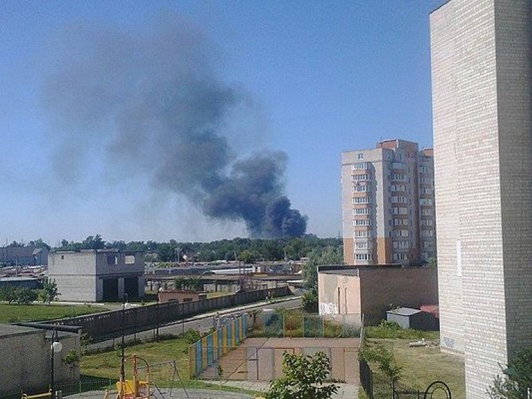 В ГСЧС подтвердили пожар лишь на одном объекте в Броварах (ФОТО)