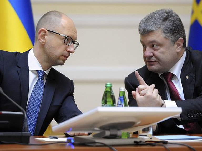 Сегодня Яценюк и Порошенко проведут встречу с руководителями парламентских фракций