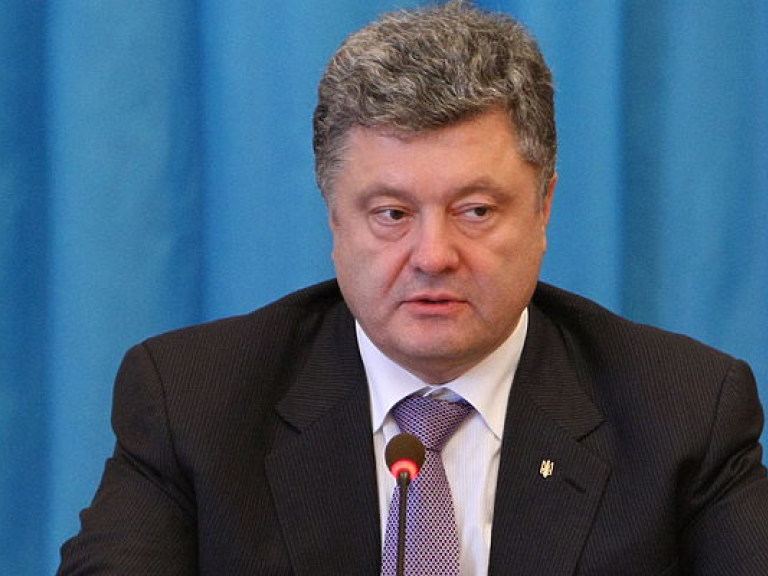 Порошенко подписал закон о пребывании в Украине иностранных миротворцев