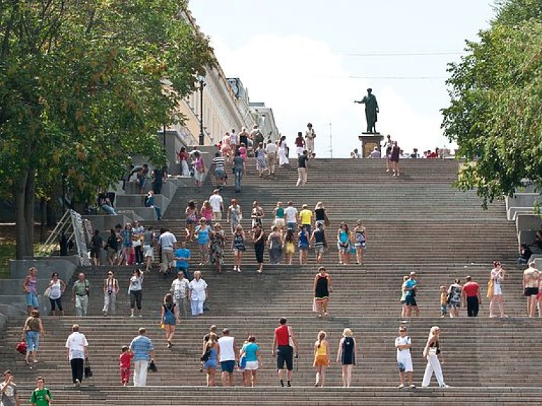 В. Царук: «Вместо Египта и Греции, украинские туристы штурмуют Одессу»