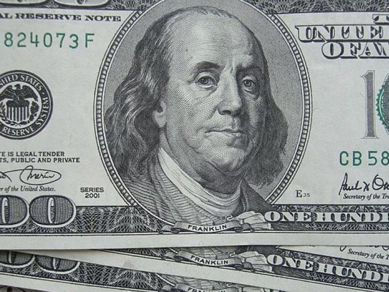 Стоимость доллара на открытии межбанка составила 22,17 гривны в продаже