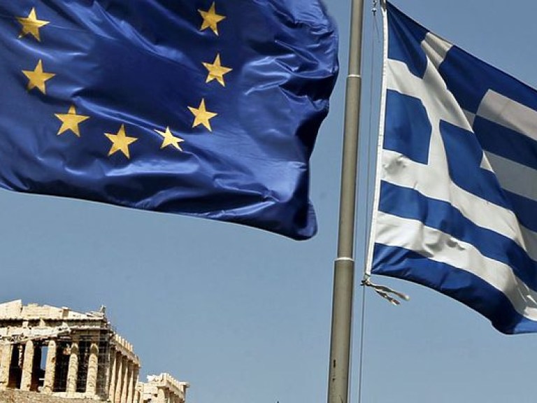 Еврогруппа порекомендовала ЕС предложить Греции временный выход из еврозоны или выделить 86 миллиардов евро