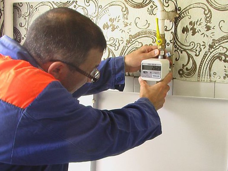 До конца года всем украинцам должны бесплатно установить счетчики газа