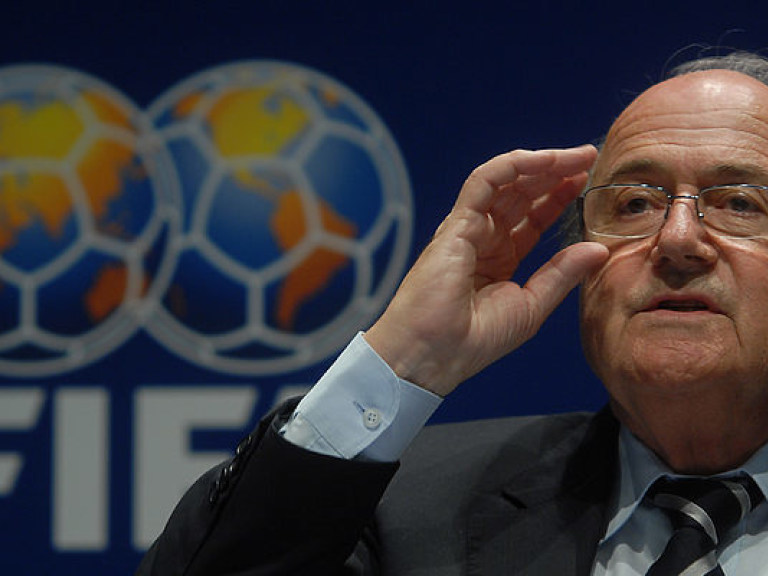 Блаттер отказался от участия в выборах президента ФИФА