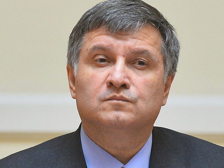 Аваков отправит в Чернигов спецназ