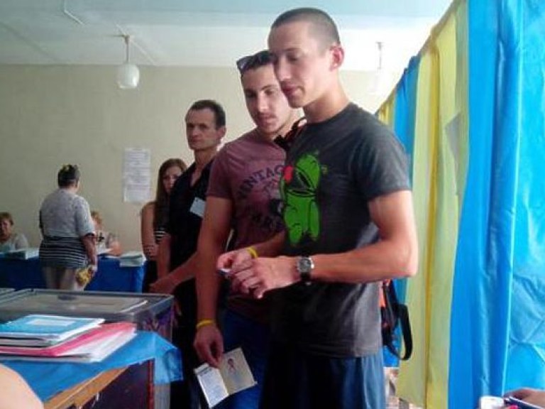 На довыборах в Чернигове обнаружили 20 псевдожурналистов — КИУ