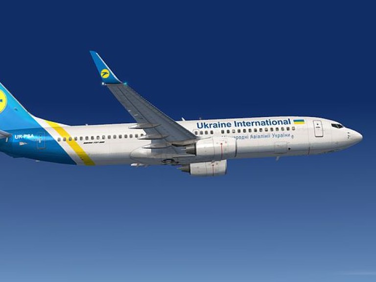 200 пассажиров «застряли» в аэропорту Варшавы из-за отмененного рейса МАУ