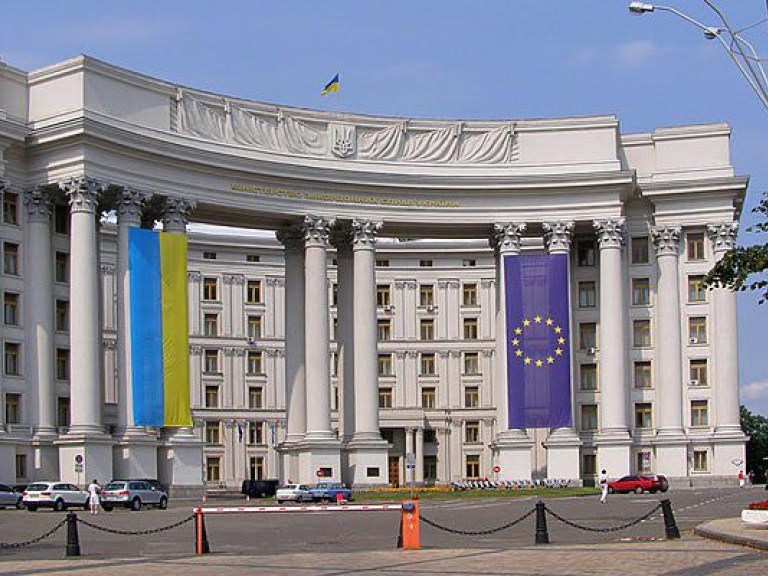 МИД Украины направил всем государствам ноту о порядке въезда в Крым