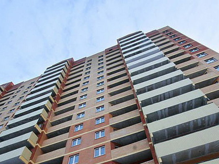 Чилиец чудом выжил после падения с 17-го этажа (ВИДЕО)