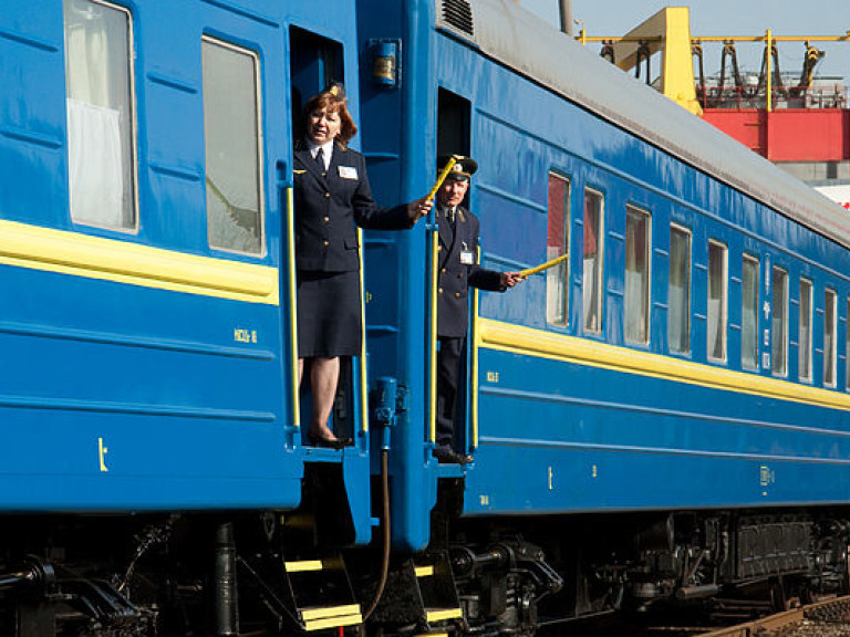 В «Укрзализныци» рассчитывают продержаться на резервах дизтоплива до пересмотра решения суда и не останавливать поезда