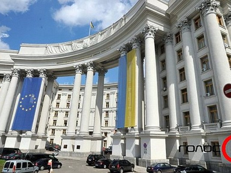 МИД Украины отреагировало на визит Путина в Крым