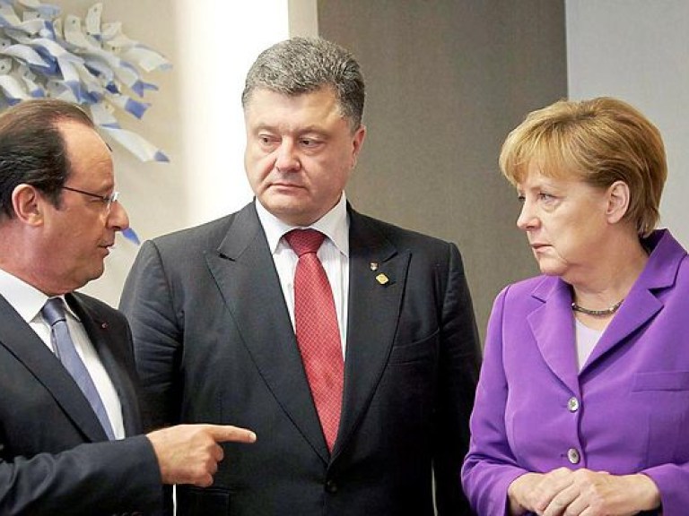Порошенко, Меркель и Олланд проведут переговоры в Берлине 24 августа