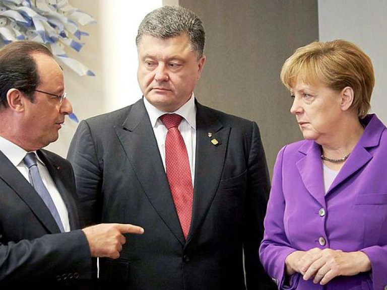 Эксперт: В Берлине Порошенко ожидает сложный разговор с Олланд и Меркель