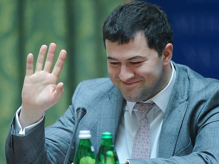 Главу фискальной службы Насирова лишили мандата