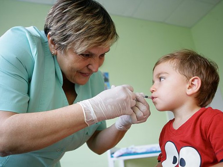 В Минздраве заявили о проведении иммунизации детей против полиомиелита в три тура