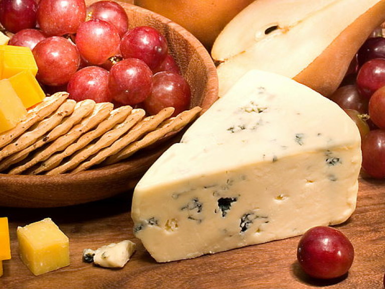 Сыр с плесенью может быть «лекарством» при инсульте и гастрите &#8212; медики